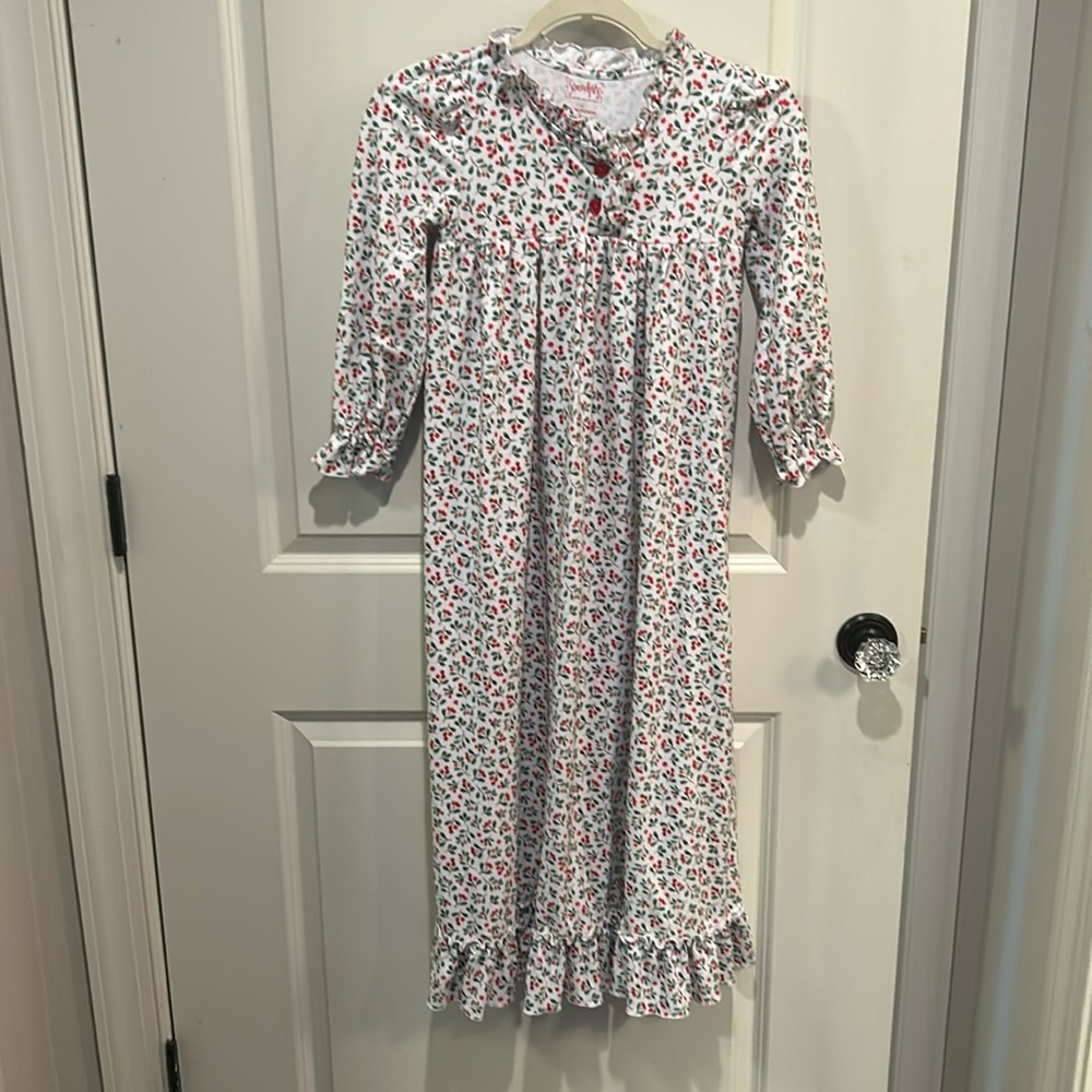 SERENDIPITY Christmas holly nightgown, size L